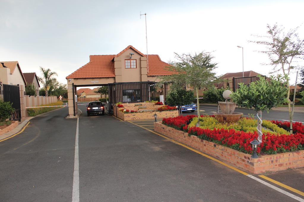 Topaz Cove Luxury Villas Edenvale Esterno foto