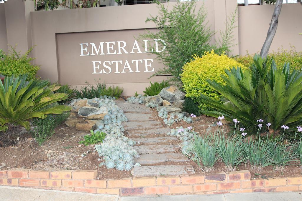 Topaz Cove Luxury Villas Edenvale Esterno foto